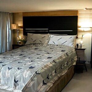 Home Collection Twin Size Reversible Duvet Cover & Pillow Shams Set Arrow NWT